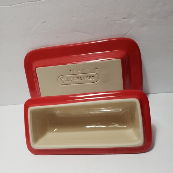 LE CREUSET Stoneware Covered Butter Dish - Picture 4 of 10